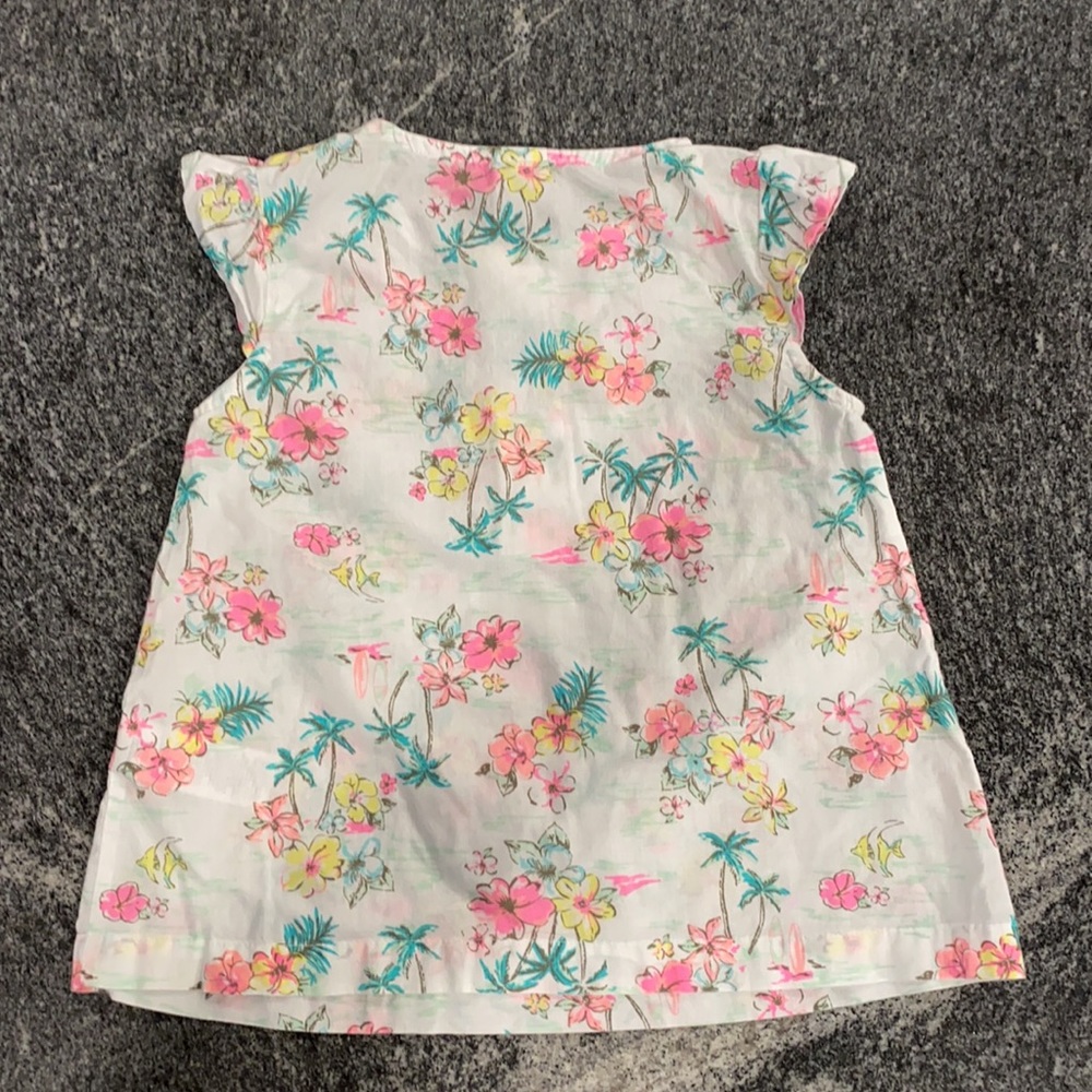 Shirt - Picture 3 of 4